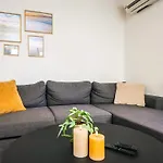 5 Person In Nyaraló Glesborg
