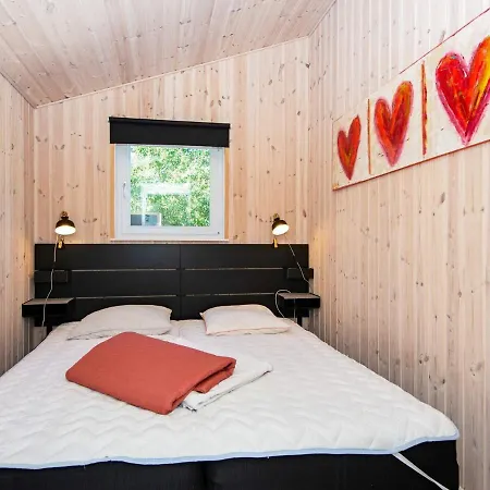 5 Person In Holiday home Glesborg