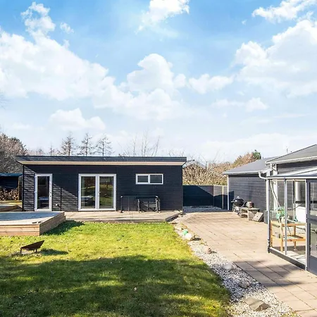 5 Person In Σπίτι διακοπών