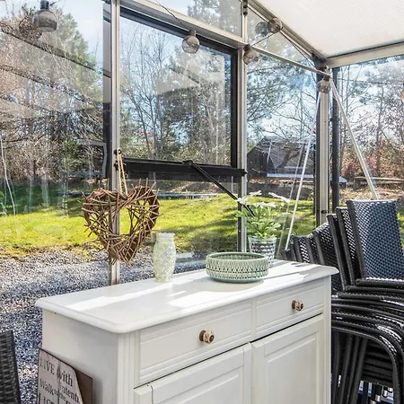 5 Person In Holiday home Glesborg
